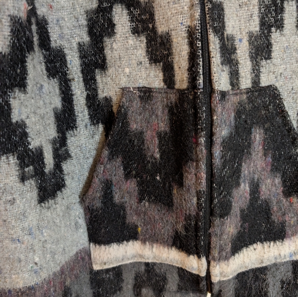 Vintage Molina Indian Sweater Jacket Artesanias Zip Up Men's Gray Black tribal - Picture 3 of 11